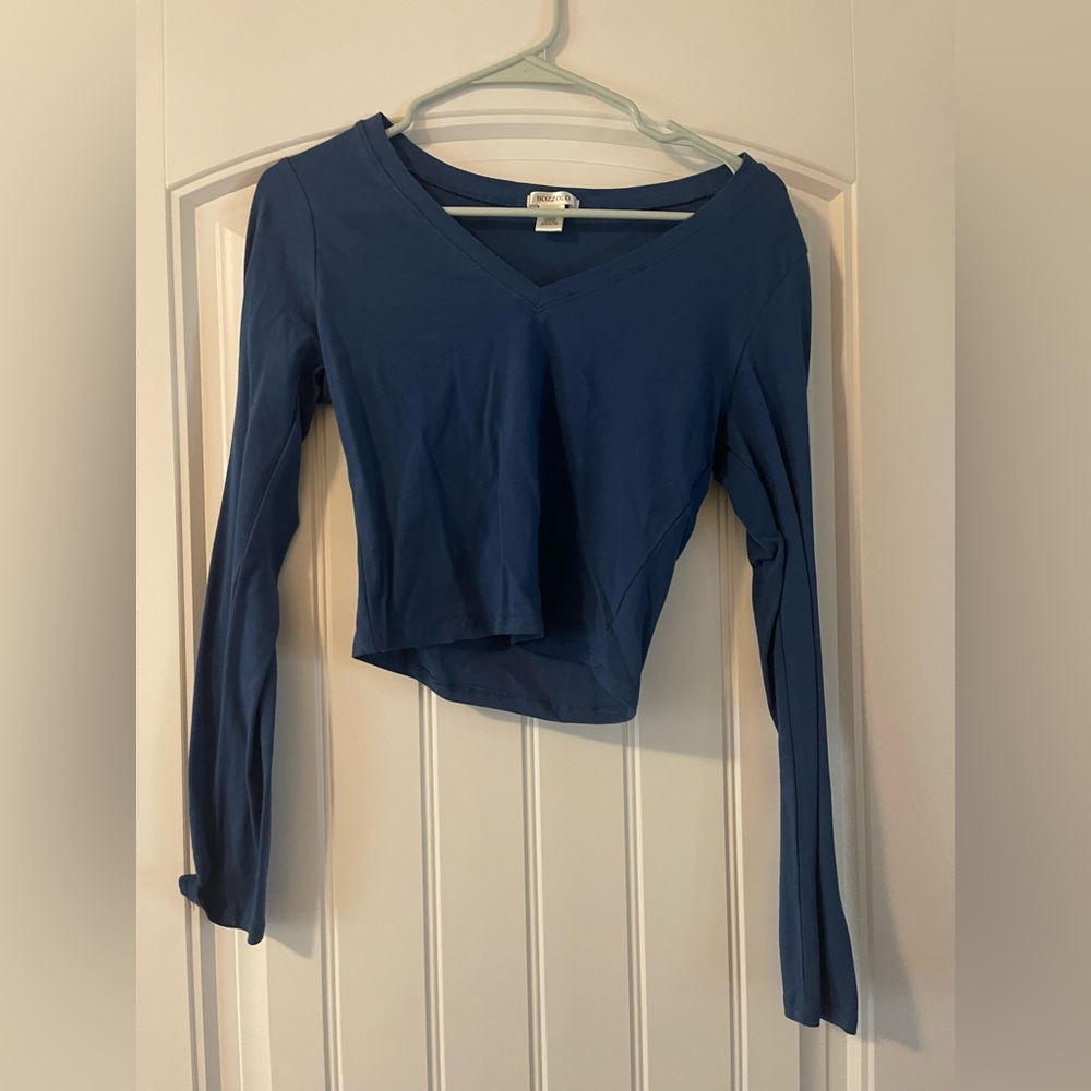 Blue V-Neck Long Sleeve Crop Top